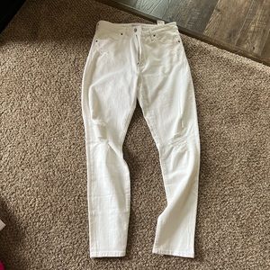 Abercrombie & Fitch White Skinny Jeans